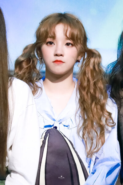 宋雨琦
190330 麻浦签售
©cheesecake0923