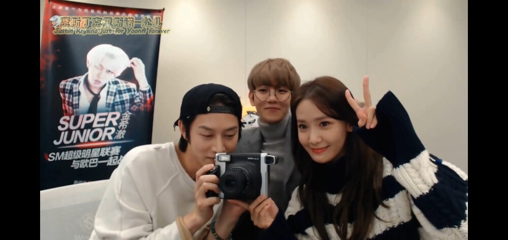 这组不知道咋发了，神仙们，可以试着调一下。