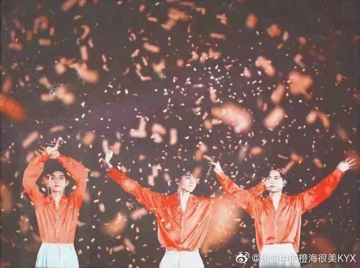 TFBOYS 王俊凯 王源 易烊千玺 背景图 王源壁纸