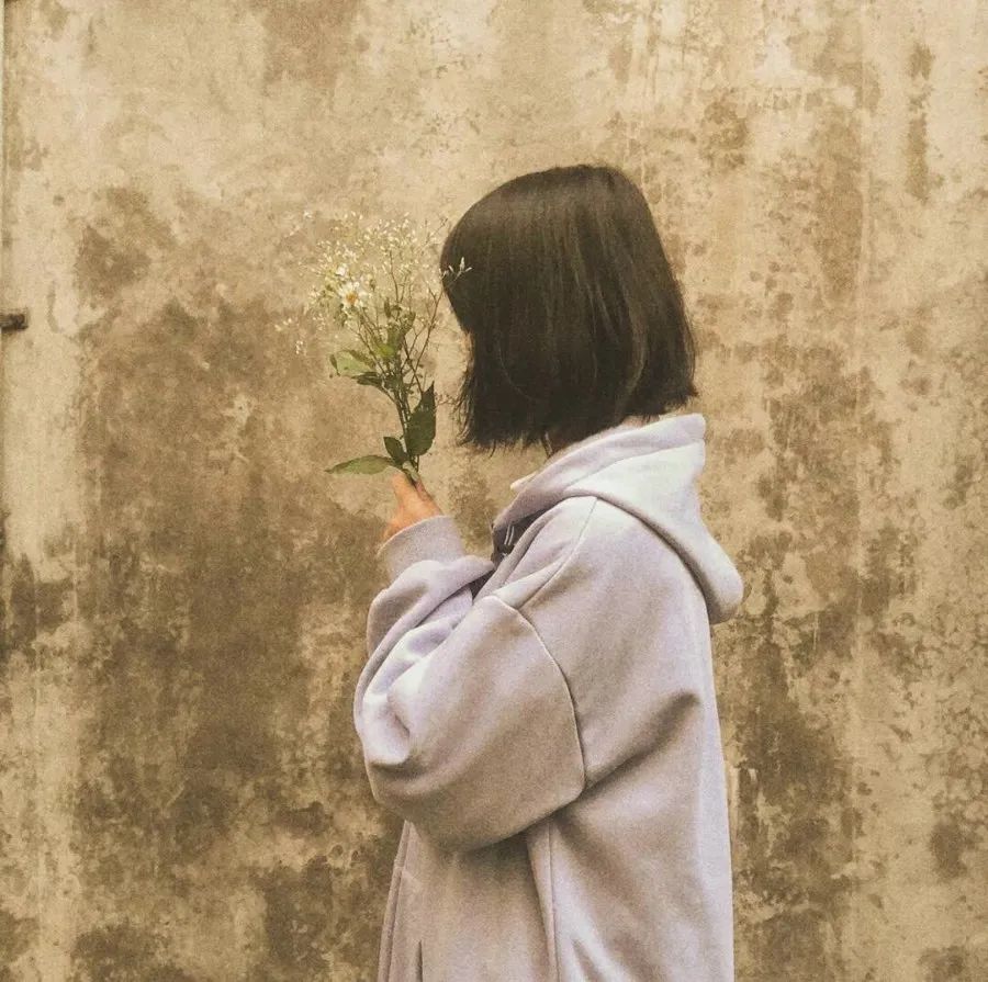 森系女头 漂亮 鲜花 真人 少女 浪漫