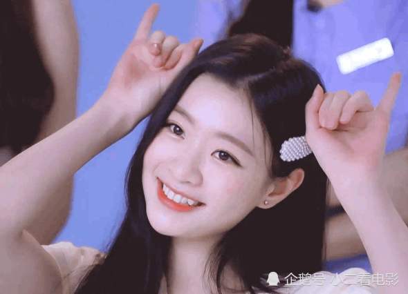 王承渲，笑起来超好看