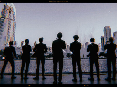 2012.4.8——2020.4.8
八年 我们之间才是新的开始
“我试图用那些漂亮的句子来形容你，但是不行。
我字字推敲写出长长一段话，你眉眼一弯熠熠生辉，就让我觉得，不行，这些文字写不出你眼里的星辰，写不出你唇角的…