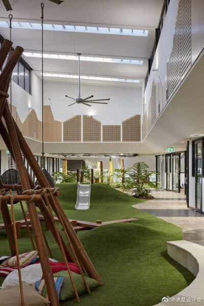 由商场改造的Goodstart 早教中心，澳大利亚布里斯班 / Gray Puksand。#求是爱设计#