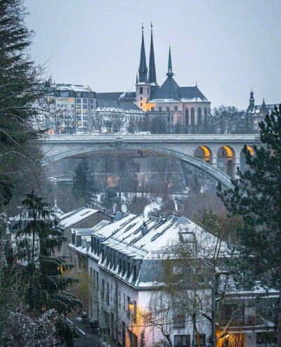 卢森堡排名前十的景点，都叫的上来名字吗？#不止旅行#