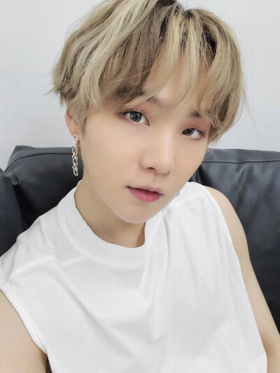 SUGA