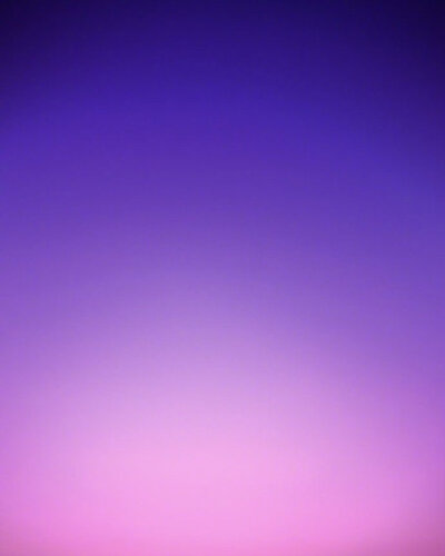 来自摄影师 Eric Cahan 的极简天空摄影