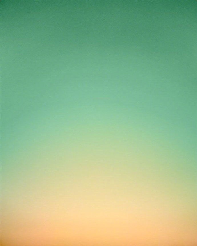 来自摄影师 Eric Cahan 的极简天空摄影