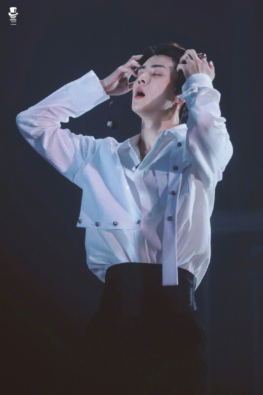 公子很仙✨ ​​​​