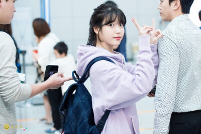 IU