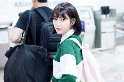 IU