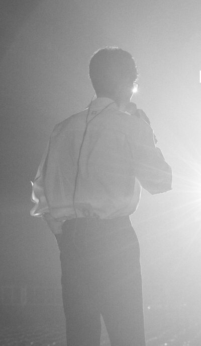 肖战
小肖肖老师