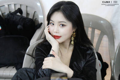 (G)I-DLE 徐穗珍 soojin
oh my God