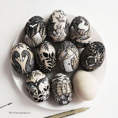 希腊设计师 Meni Chatzipanagiotou 手绘鸡蛋