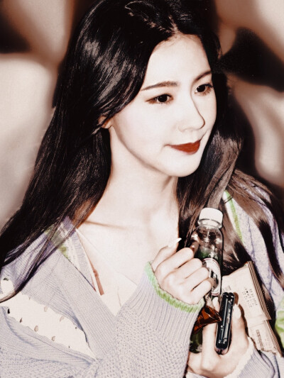 赵美延，@覓柏林