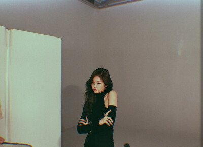 BLACKPINK Jennie金智妮 高清 壁纸 图源ins