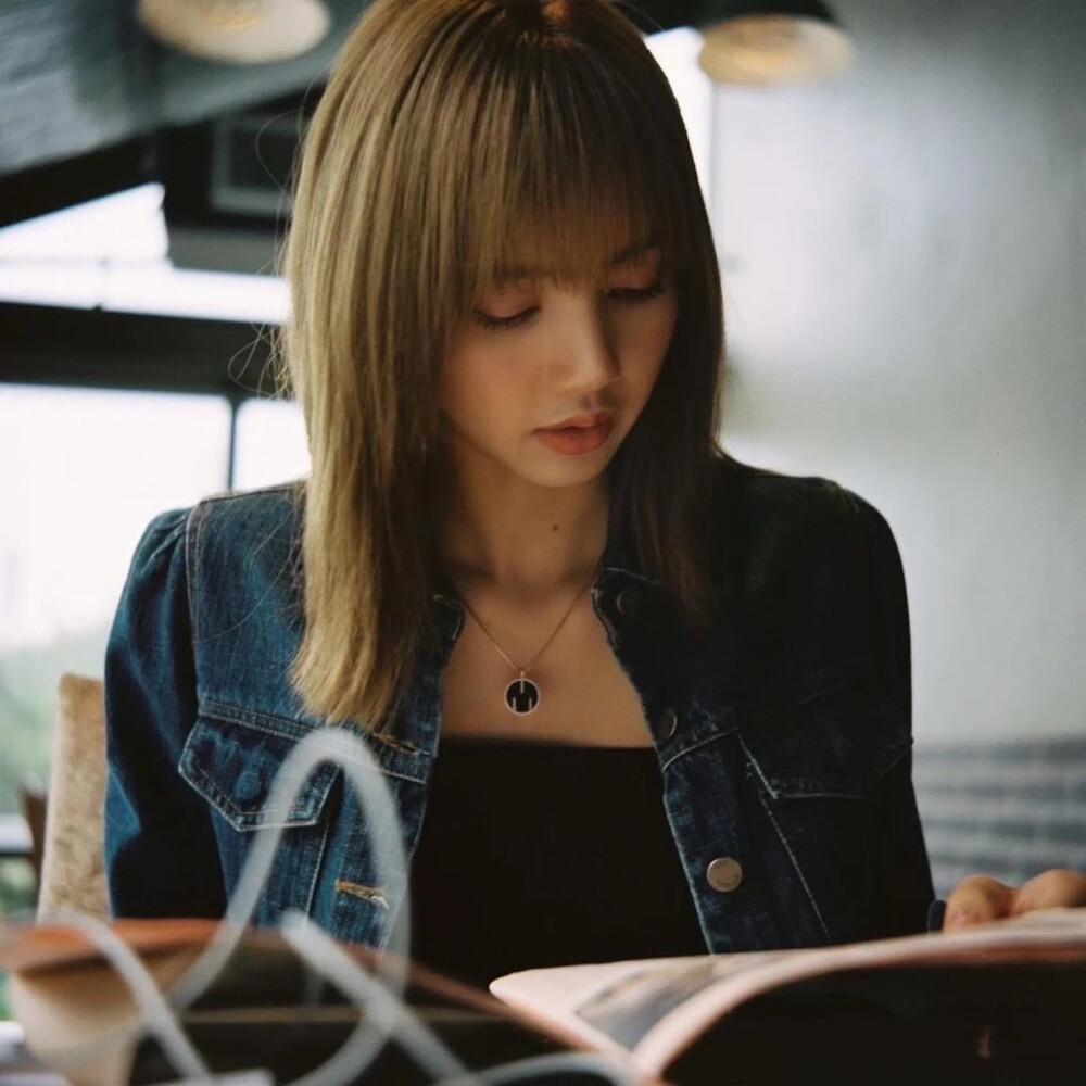 blackpink lalisa