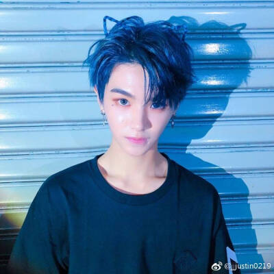 黄明昊