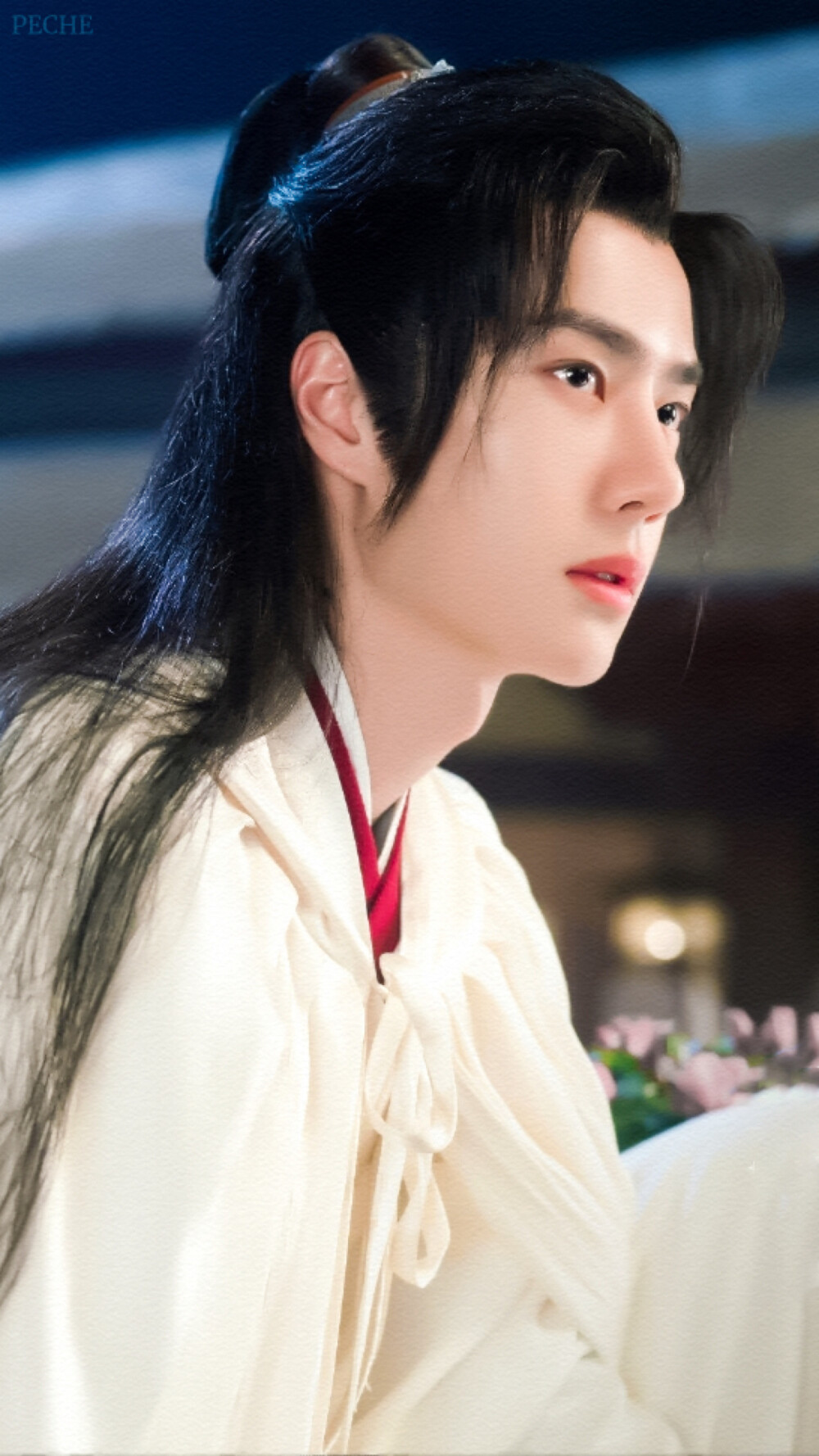 王一博 谢允
有翡