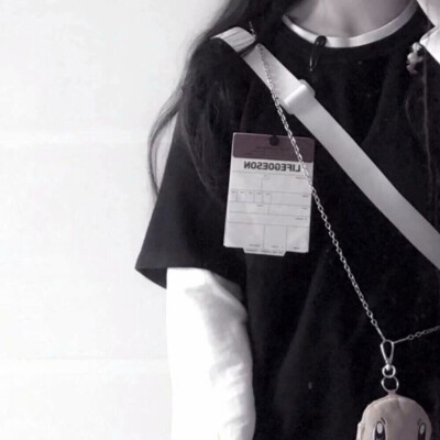 部位女头/女生头像/御/
二传注明dt江奈恩i
侵删，