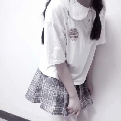 部位女头/女生头像/御/
二传注明dt江奈恩i
侵删，