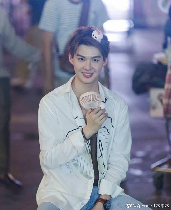 可爱的崽崽黄明明