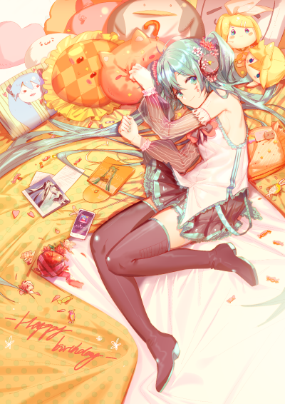 画师:三目YYB
初音未来