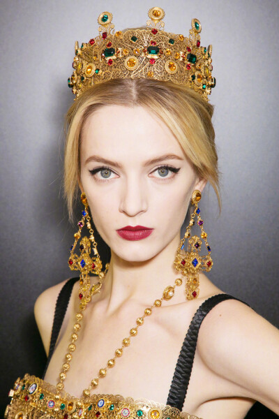 Dolce & Gabbana F/W 2013.
# Daria Strokous