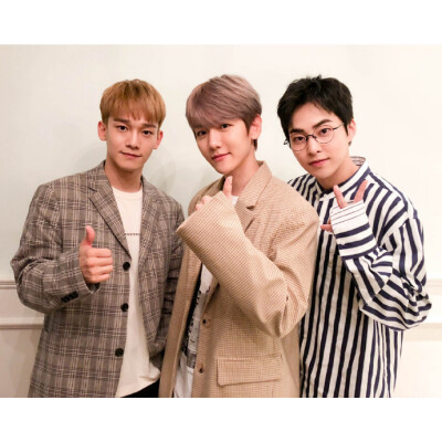 EXO-CBX
小分队！是小分队！
CHEN BAEK XI