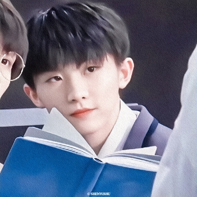 ◦祺鑫
二传注明堆糖沈虞书