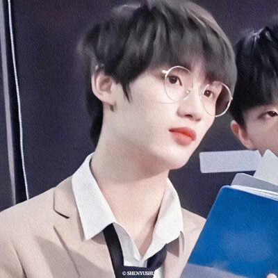 ◦祺鑫
二传注明堆糖沈虞书