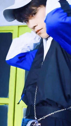 爱豆  易烊千玺  易生玺爱  千纸鹤