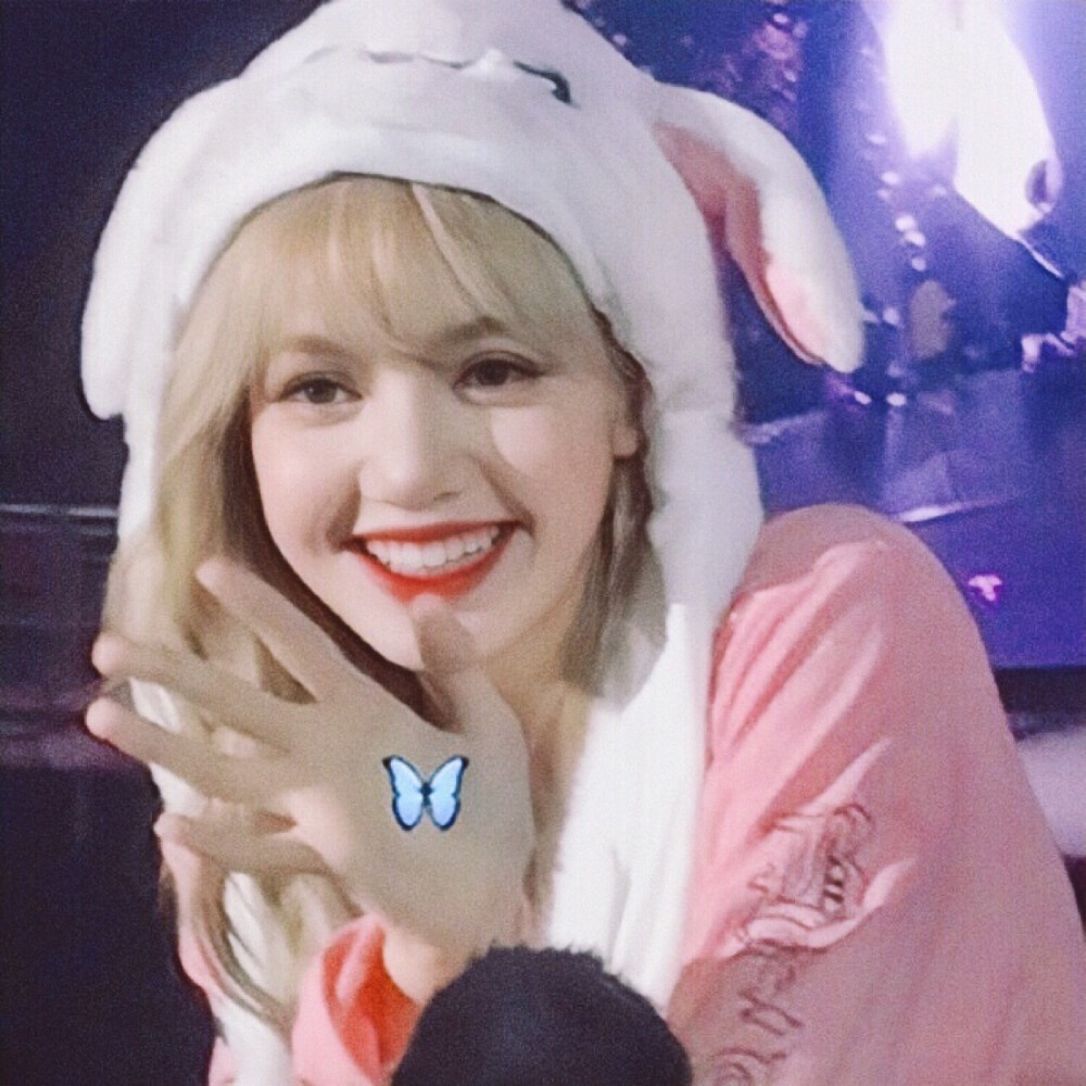 lisa//
©️顾陌兮 原截姜幼音