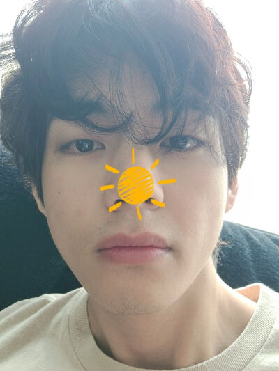 金泰亨
200412 weverse