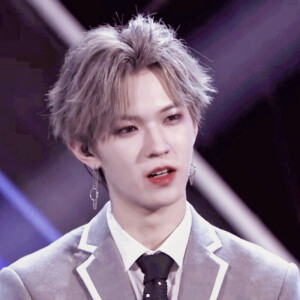 李希侃_

©桃汀兔耳