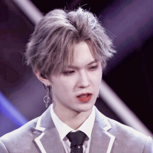 李希侃_

©桃汀兔耳