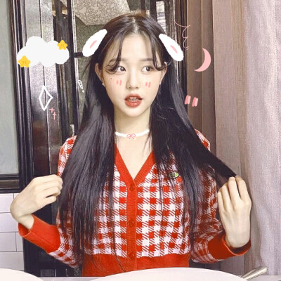 张元英
贴纸©扯扯裙边／陈礼知