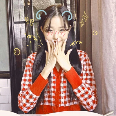 张元英
贴纸©扯扯裙边／陈礼知