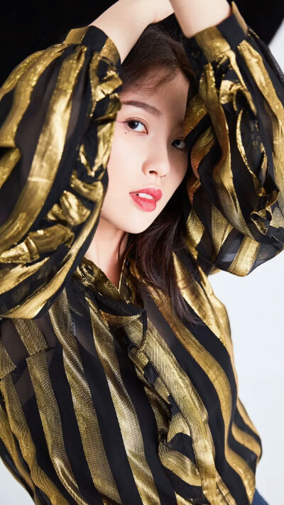 粉丝求图丨保持热爱。奔赴山海
（上期）
提前透露一下，下期有张新成哦*^o^*