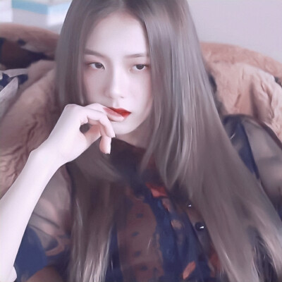 金智秀｜dt黎汐辰
原截陈棤