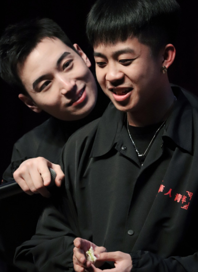 小黑猫＆萨摩耶