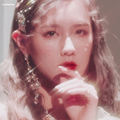 / ᴼʰ ᵐʸ ᵍᵒᵒᵈ ˢʰᵉ ᵗᵒᵒᵏ ᵐᵉ ᵗᵒᵒᵏ ᵗʰᵉ ˢᵏʸ. /
©程嫣