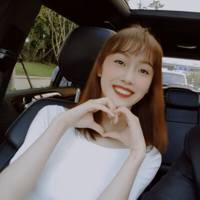 宣璐头像 食用扣1或赞
伸手党抓到摁死
二传标注甜音音or纪小歆