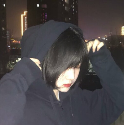 女生头像メ二传注明苏苒