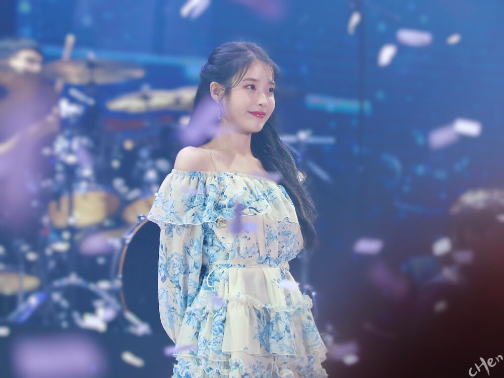 IU