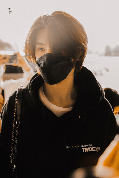 黄明昊 justin 昊哥 贾富贵