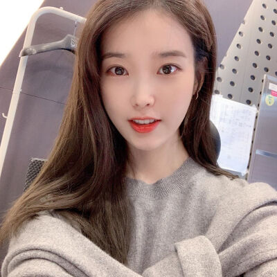 李知恩 iu