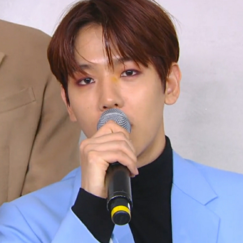 边伯贤。原截乔礼。