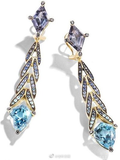 印尼珠宝商 John Hardy 「Cinta」系列的作品，设计灵感源自该国旅游胜地「巴厘岛」。新作由2个子系列构成——「Legends」以具象风格重塑龙、虎、蛇等当地传说中的动物主题；「Classic Chain」则通过抽象风格展现森林…