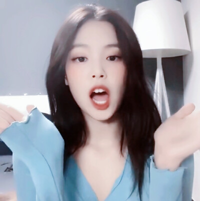 金智妮jennie
原截雾礼
二传标注季允星