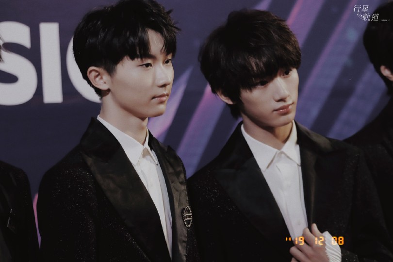 马嘉祺丁程鑫 鑫祺马丁 图源水印